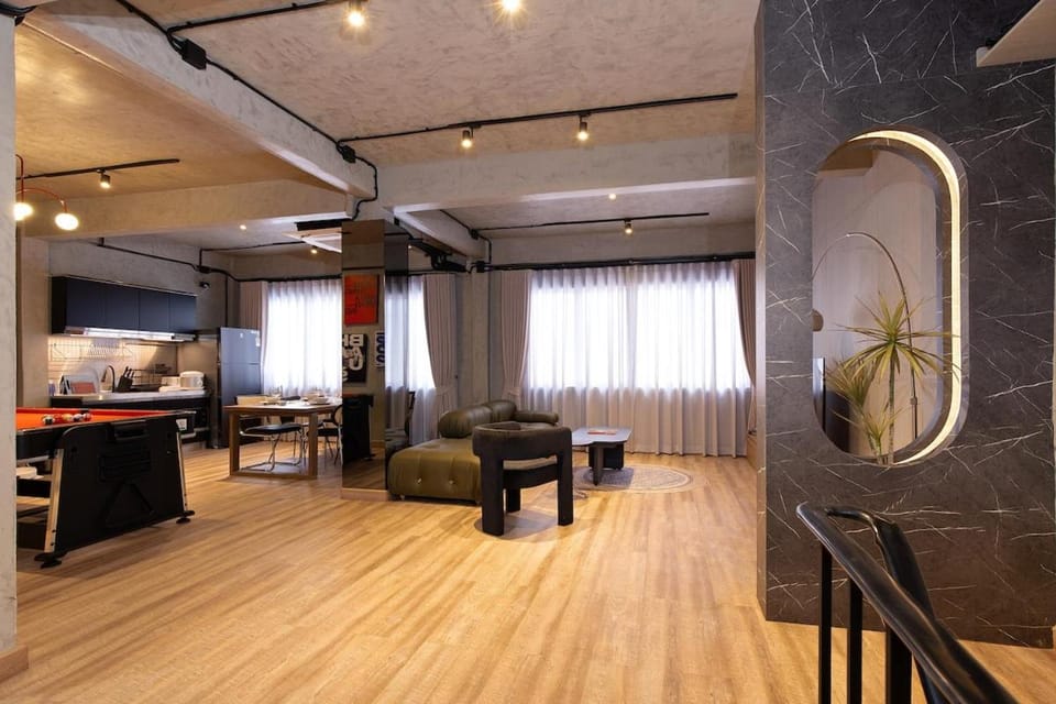 Townhouse at Sathu Pradit road Apartment in Bangkok