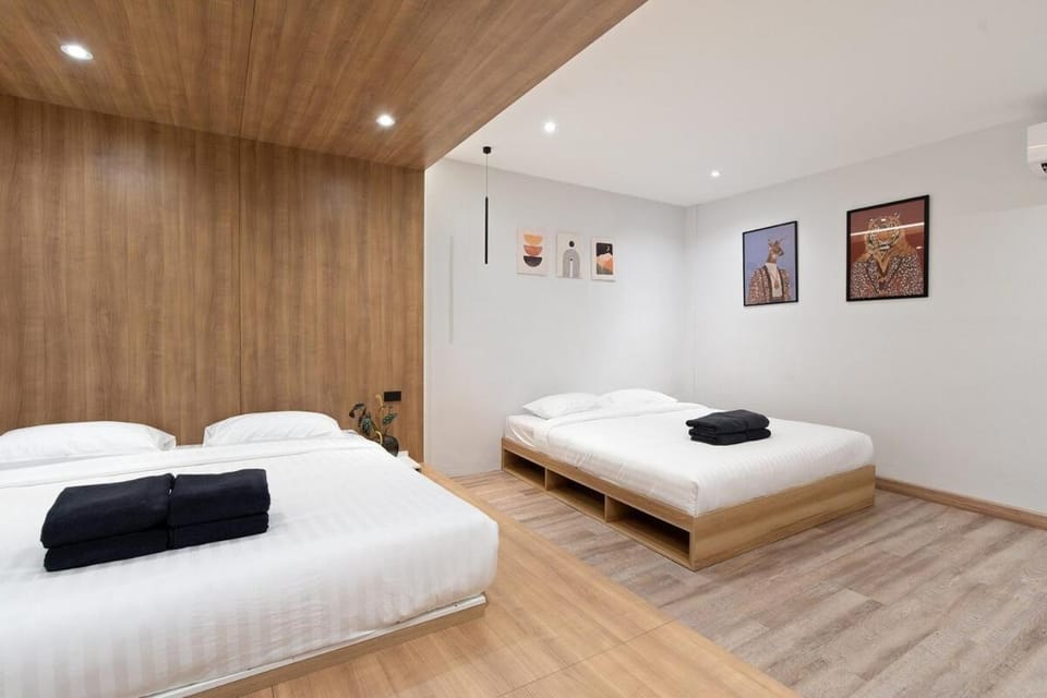 Townhouse at Sathu Pradit road Apartment in Bangkok