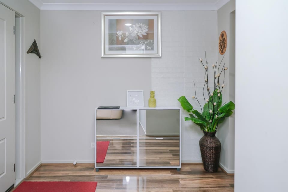 Gem Home in Peppercorn Estate House in Bendigo