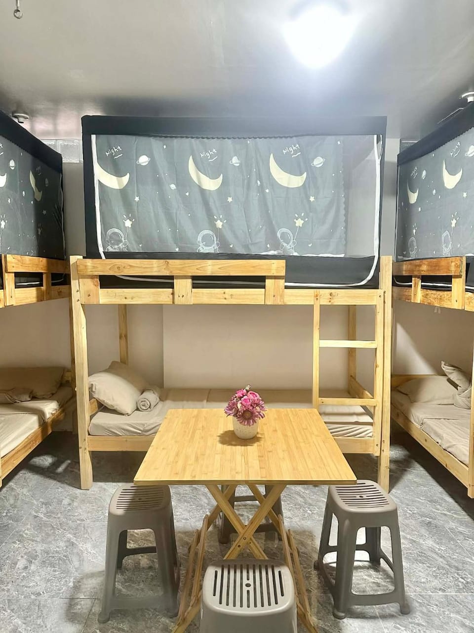 bunk bed