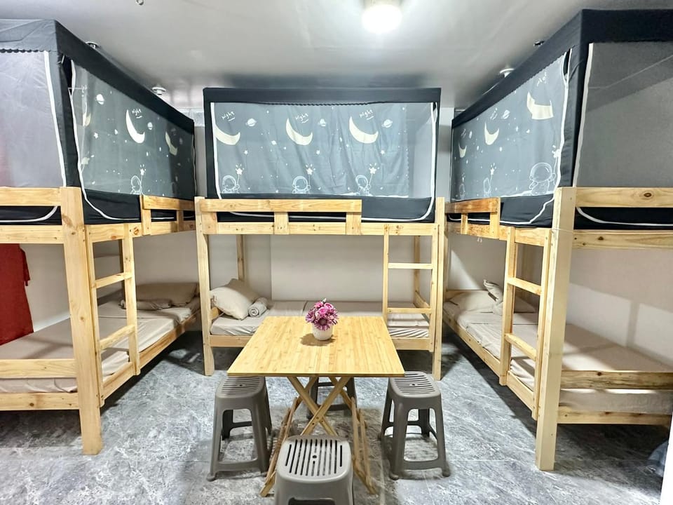 Photo of the whole room, bunk bed