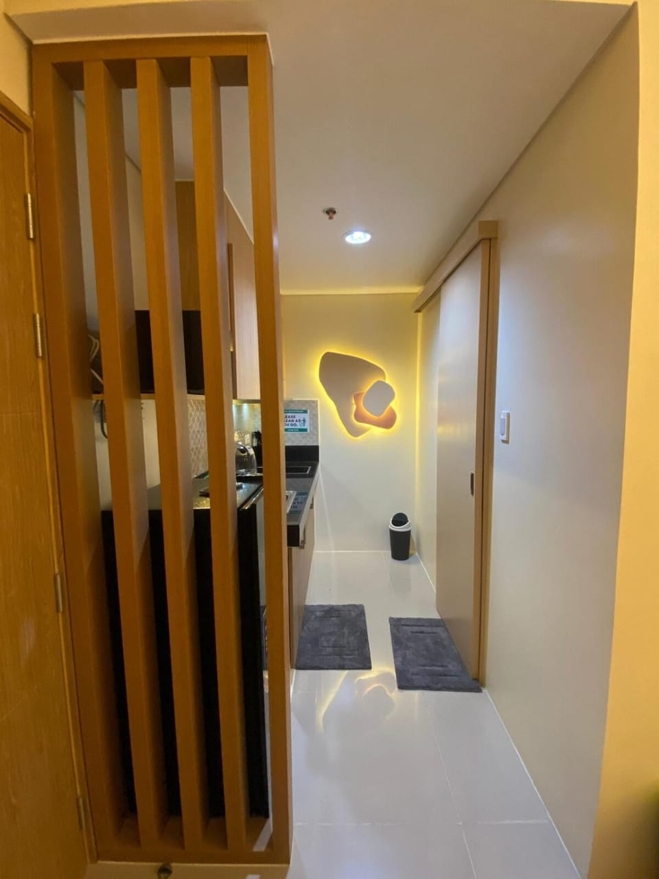 Hallin Bay Suites Modern 1BR with balcony Apartment in Muntinlupa