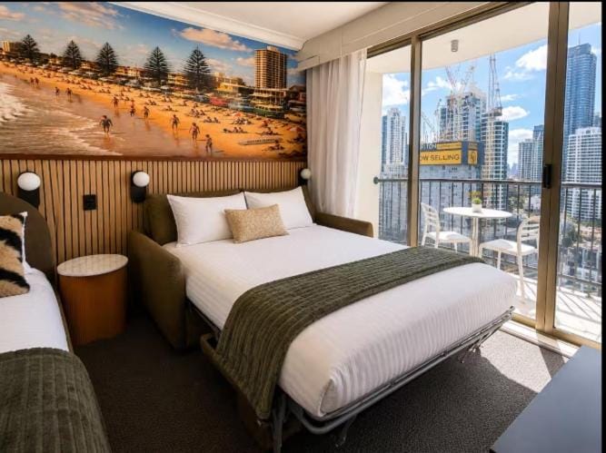 Seaside Sun Kissed Surfers Hotel Room wt Free Wi-Fi Apartment in Surfers Paradise Boulevard