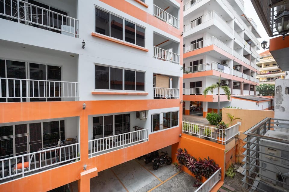 C-View 1 Boutique Apartment hotel in Pattaya City