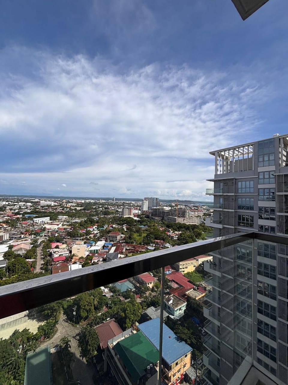 Chic Minimalist Suite in Central Location Bed and Breakfast in Iloilo City