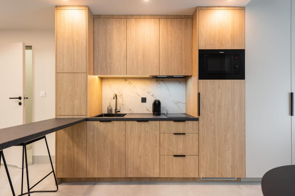 Kitchen or kitchenette, oven, stove