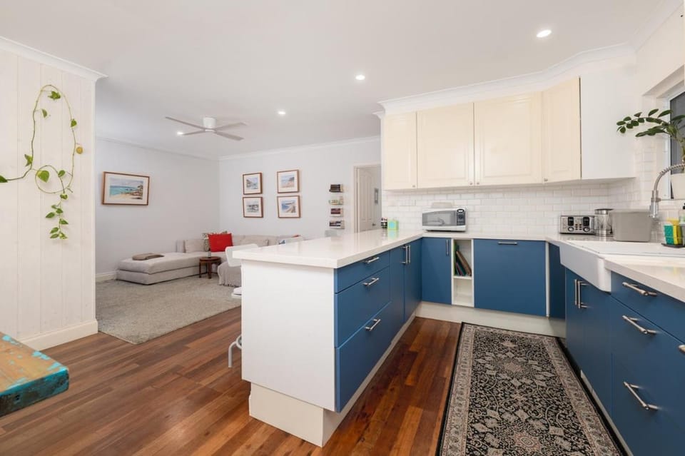MON28 - Coastal Character House in Perth