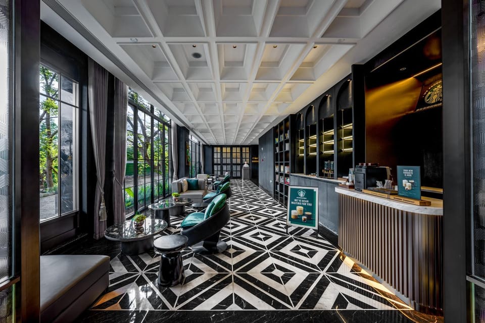 Restaurant/places to eat, Seating area