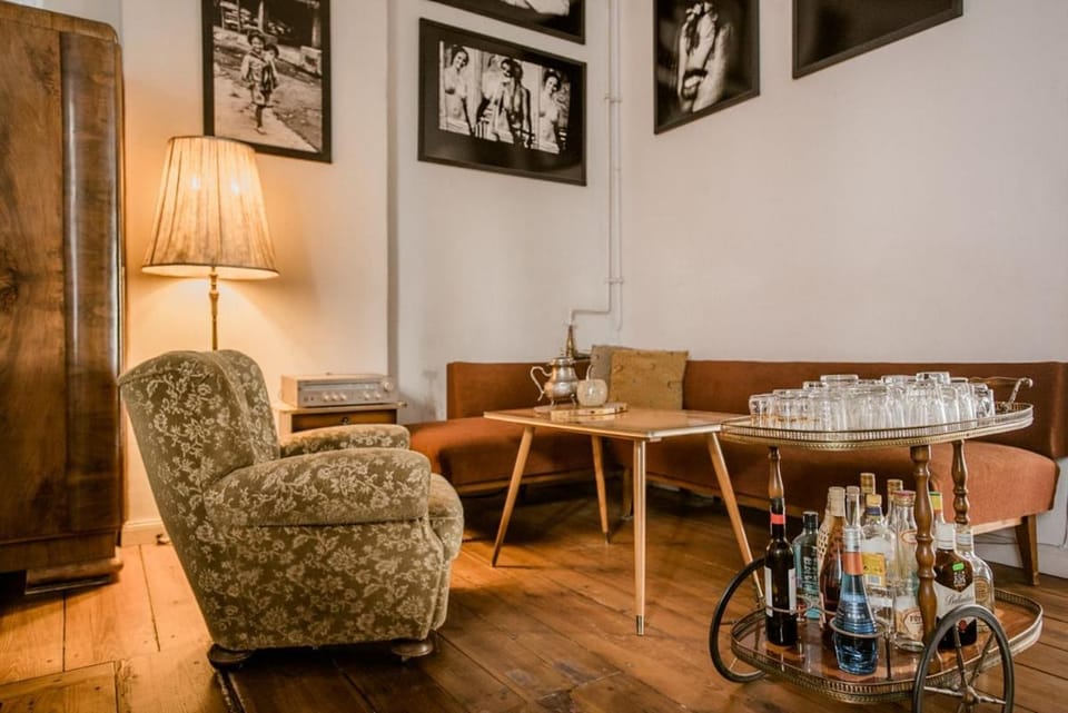 Enchanting Loft Flat 142sqm 1530sqft in F'Hain Apartment in Berlin