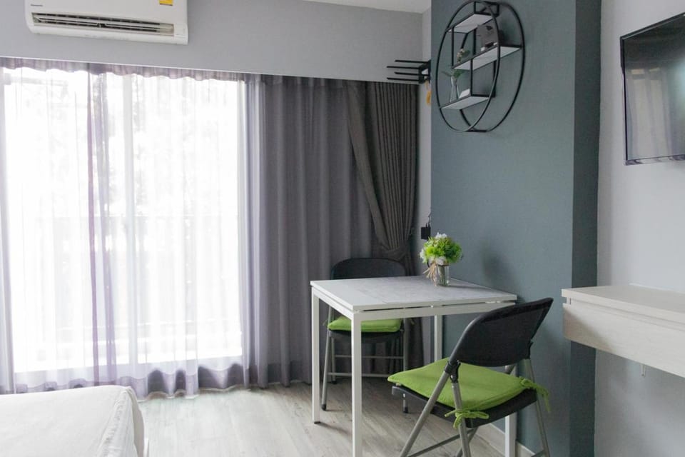 TV and multimedia, Dining area, air conditioner