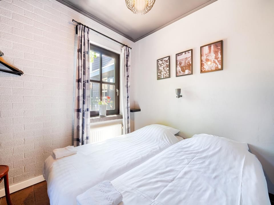 Radhika's Villa Apartment in Gurugram