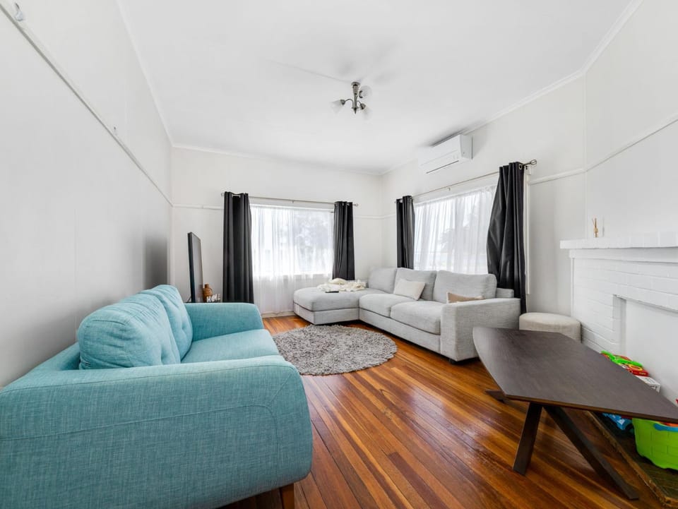Beachfront Escape Relaxing Getaway in Batehaven House in Batemans Bay