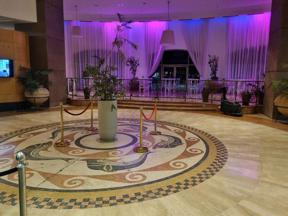מגדל הים - בניין אלמוג Apartment hotel in Haifa