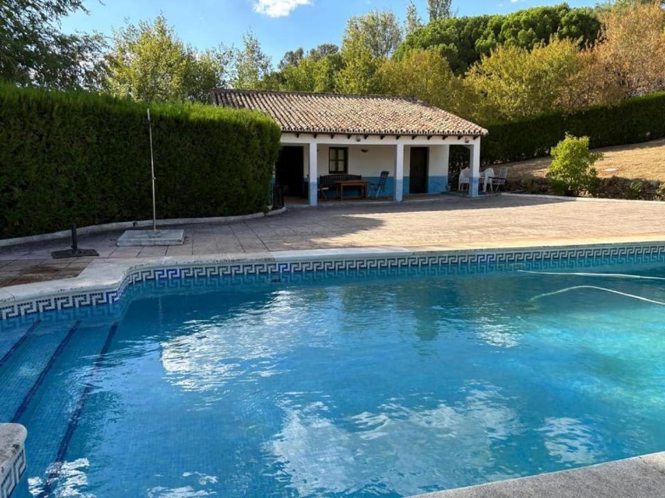Casa Rural Glamping San Benito Country House in Cazalla de la Sierra
