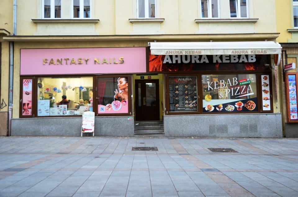 Property building, Facade/entrance