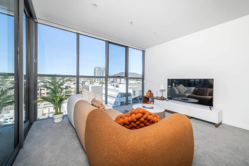 Cloud Nine in Phillip Pool, Gym, Cinema ,Carpark Apartment in Canberra