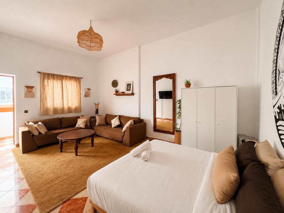 Bed, TV and multimedia, Living room, Bedroom, wardrobe
