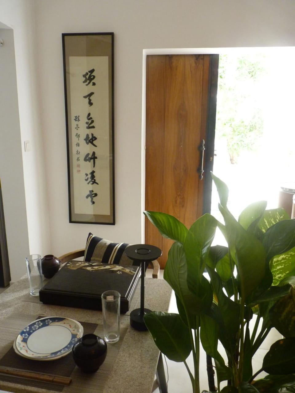 Seating area, Dining area
