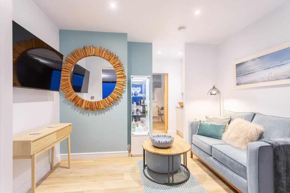 North Devon Resort - One Bedroom Vista Seaview with Hot Tub! Apartment in Ilfracombe
