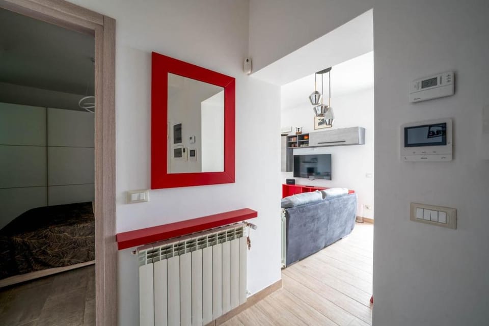 TV and multimedia, Photo of the whole room, Bedroom