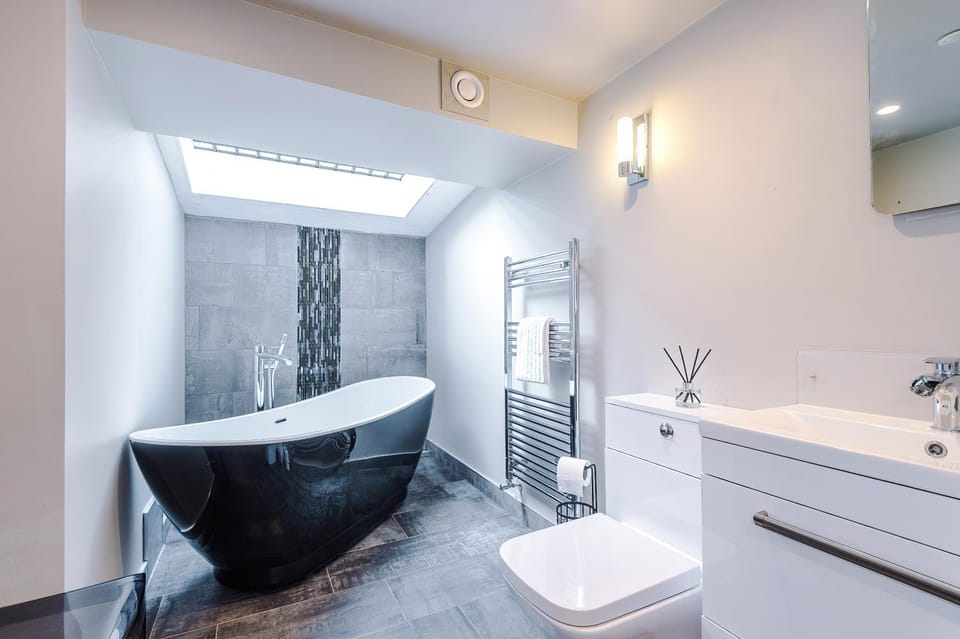 Bathroom, Bath