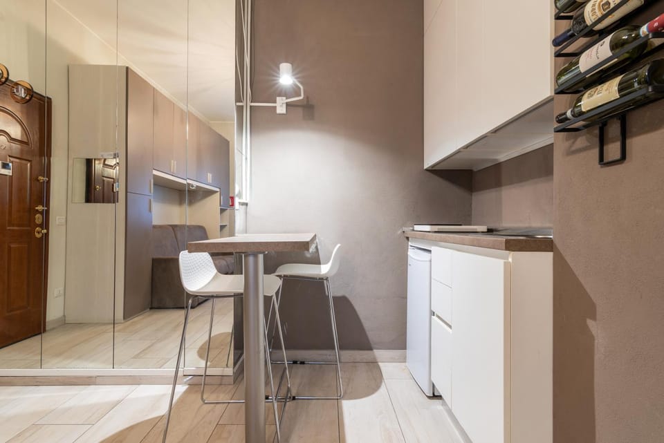 Kitchen or kitchenette, Living room