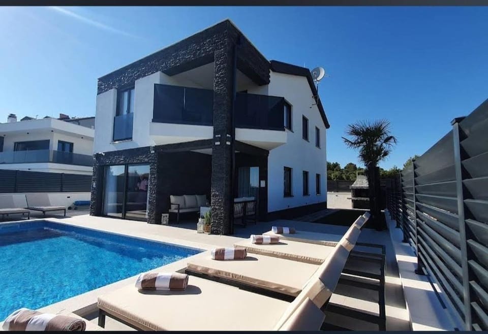 Villa Black Pearl Villa in Šibenik