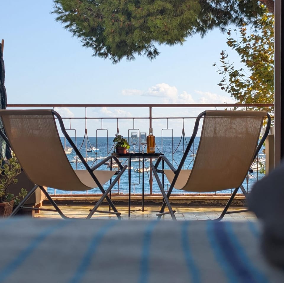 Patio, Natural landscape, View (from property/room), Balcony/Terrace, Sea view