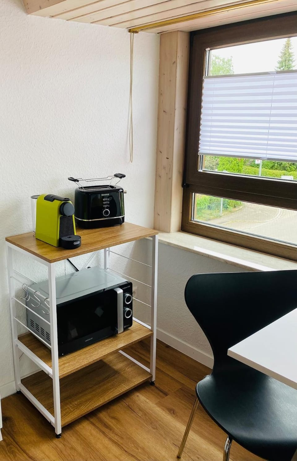 Coffee/tea facilities, toaster