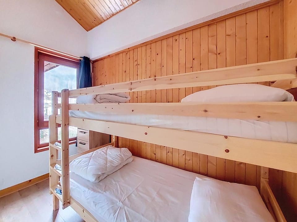 Enchaple A5 Apartment in Haute-Savoie