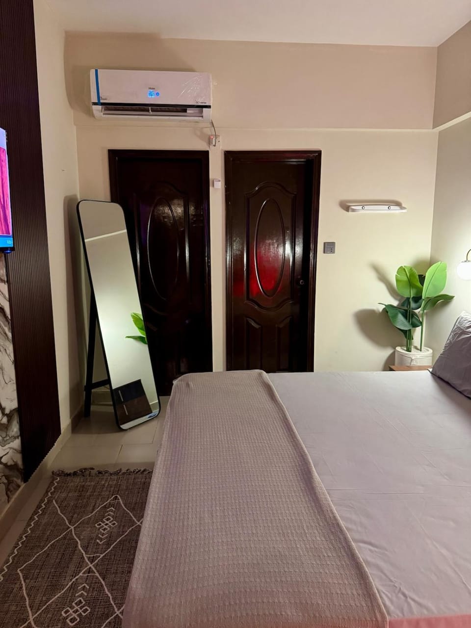 Casa Élan Private 1BD Snug Spot Apartment in Karachi