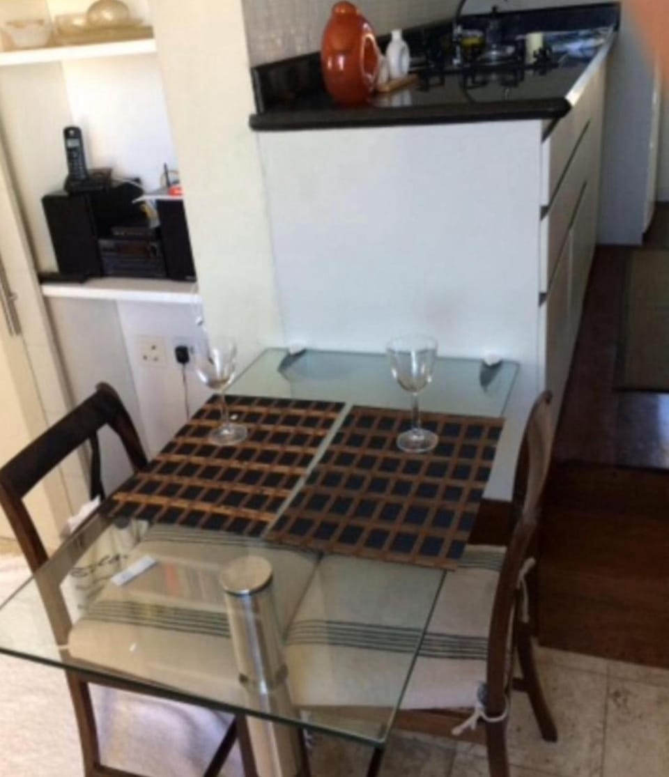 Aluga se apartamento cobertura cobertura na alameda antunes 51 porto da barra SALVADOR Apartment in Salvador