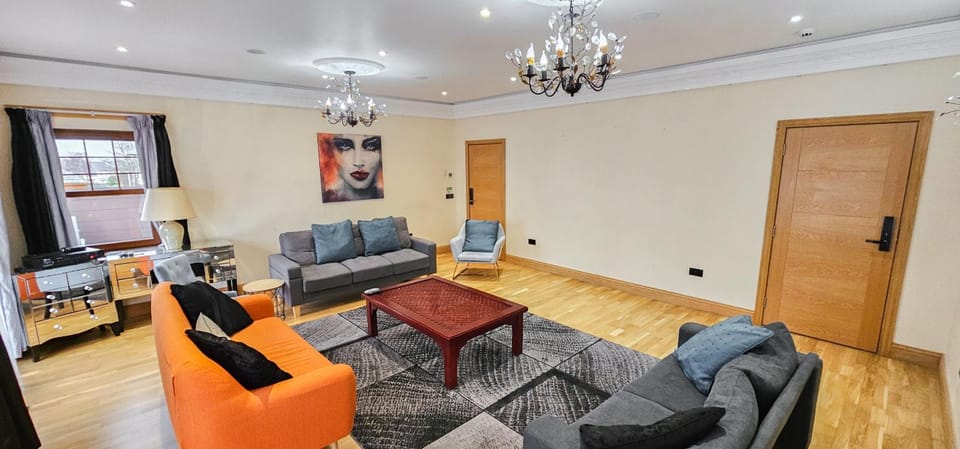 Communal lounge/ TV room, Communal lounge/ TV room, Living room