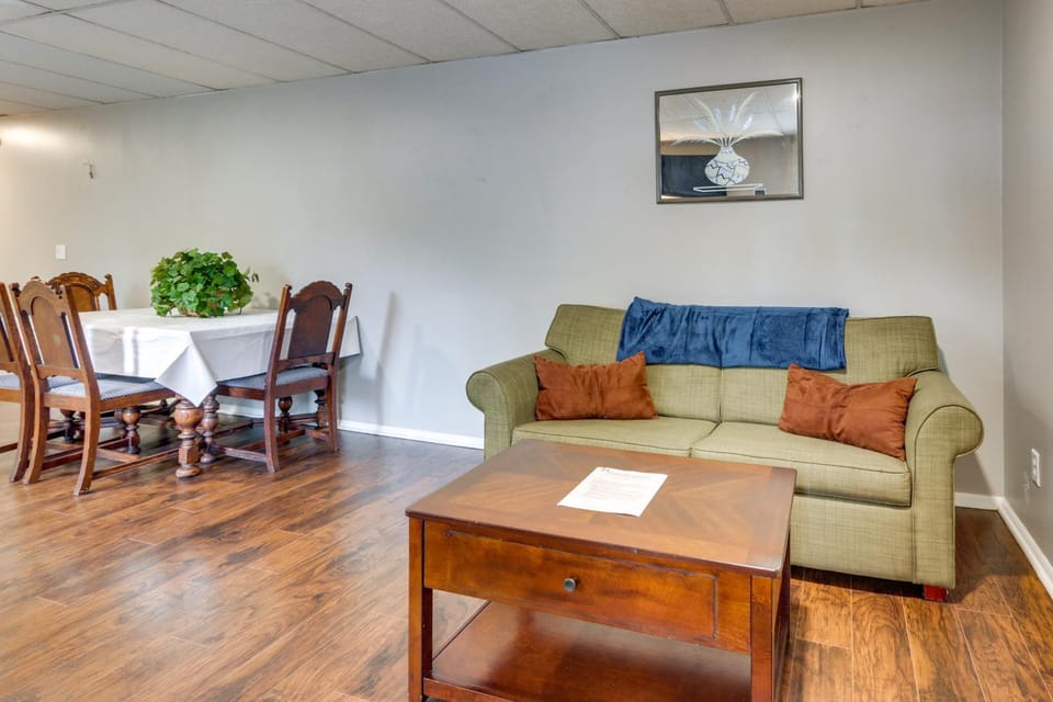 14 Mi to Black Moshannon! Pet-Friendly Apartment Apartment in Allegheny River