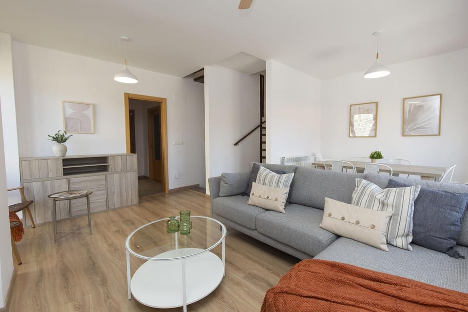 Communal lounge/ TV room, Living room