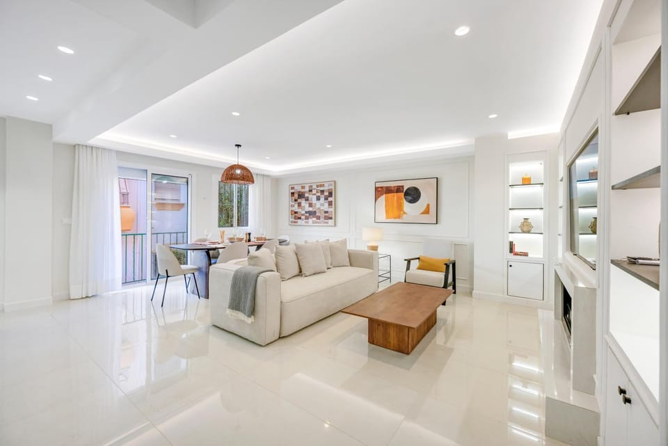 Communal lounge/ TV room, Living room, Lounge or bar