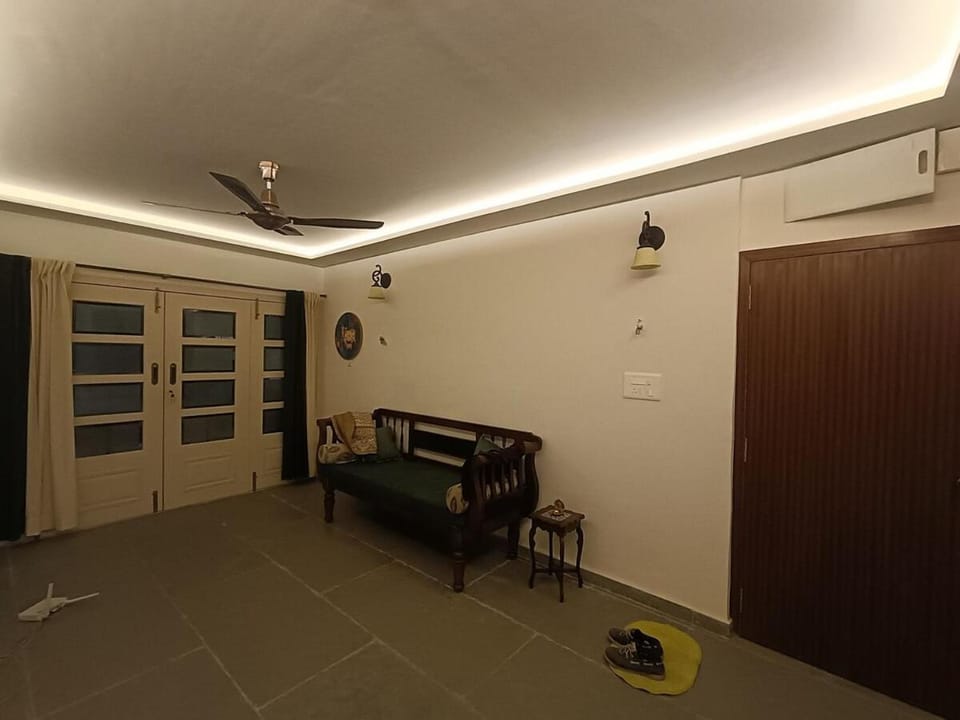 Spacious 2BHK with ensuite bath and office Apartment in Maharashtra
