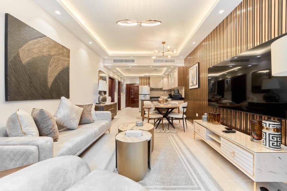 FAM Living Elite Residence 1BR Walk to JBR Beach Apartment in Dubai