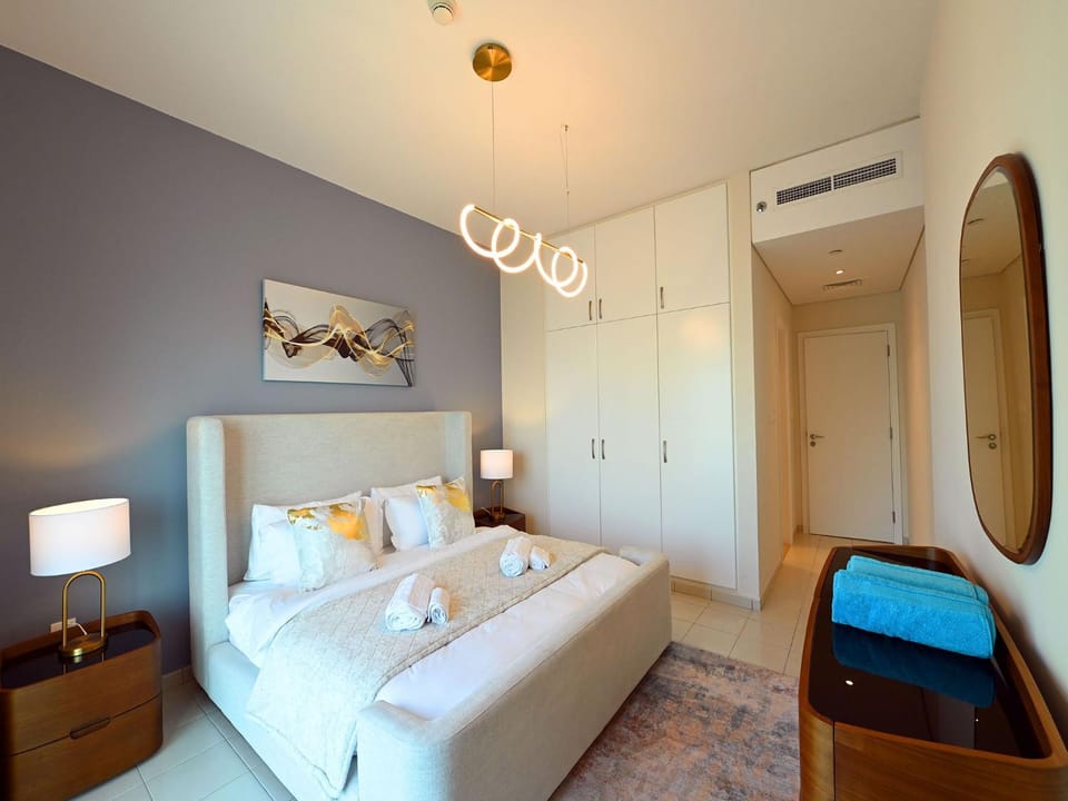 Urban Retreat - Premium Stay - Gym & Pool Access Apartment in Abu Dhabi