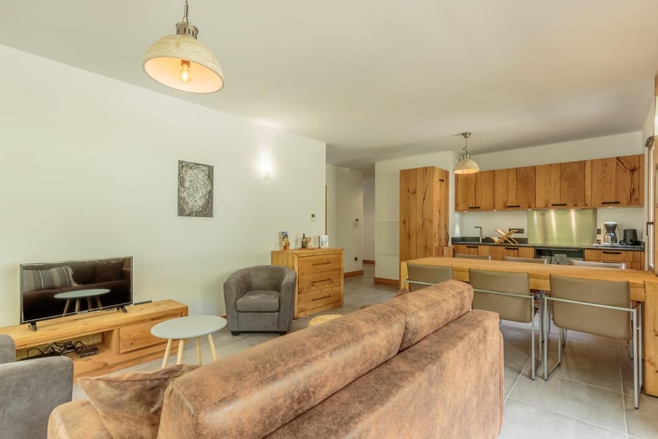 Combe –Spacieux appartement 4/6 personnes avec grand balcon House in Champagny-en-Vanoise