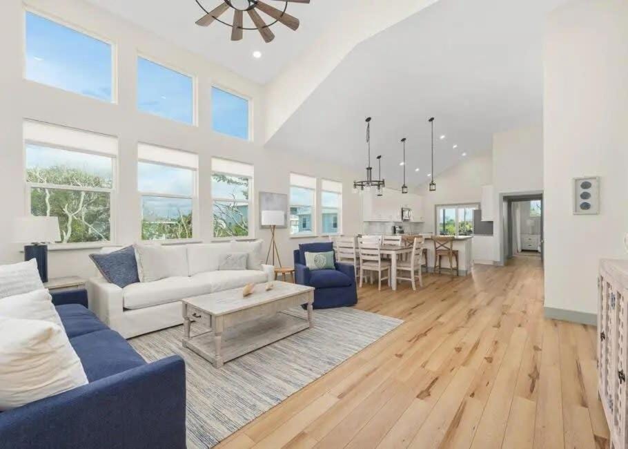 Luxury Beach Home with Heated Pool House in Palm Coast