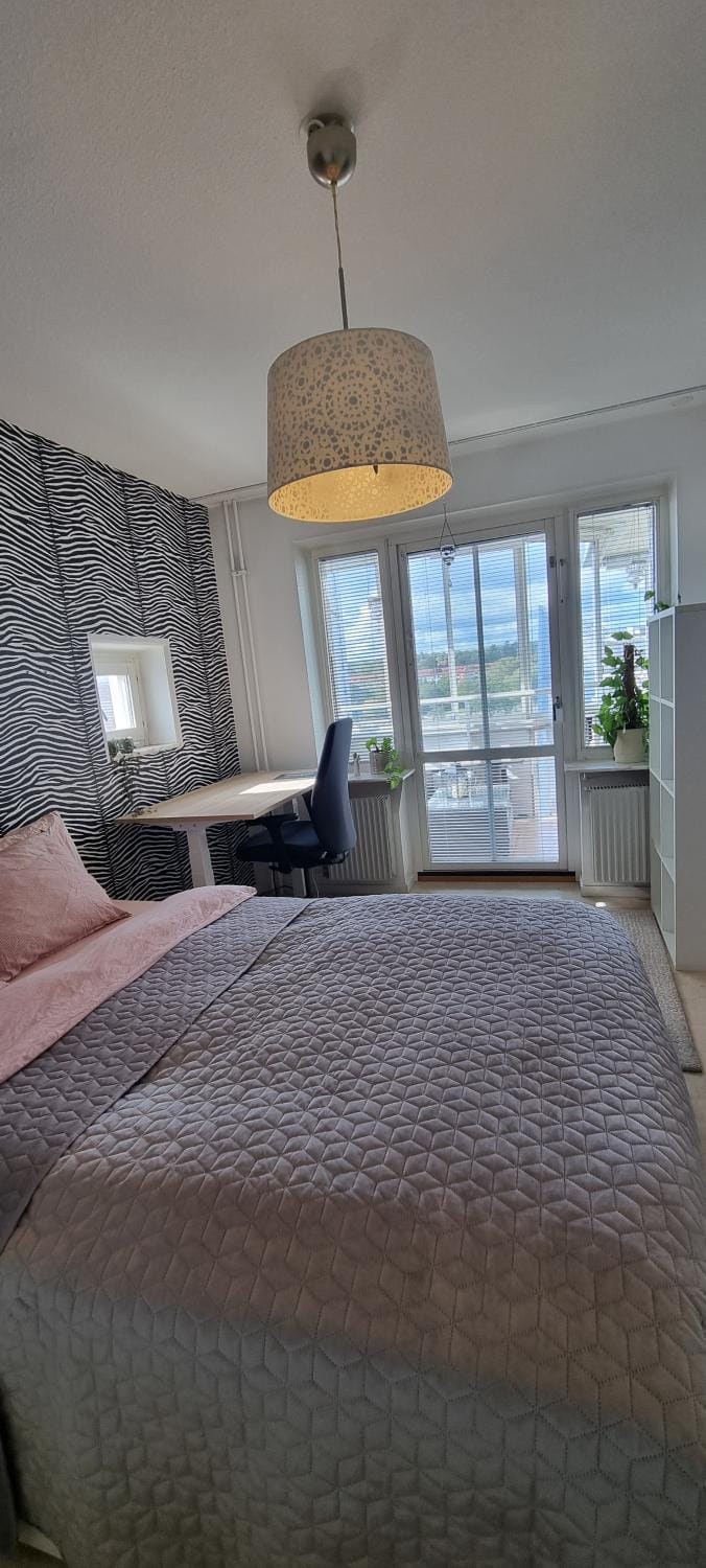 Comfort Living Close to Train & Airport Apartment in Stockholm County