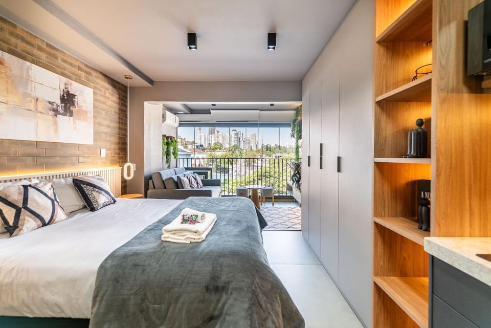 Studio with Rooftop Pool in Sumaré House in Sao Paulo City