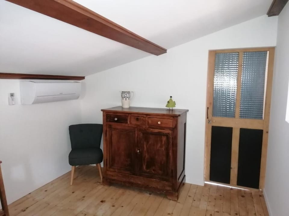 Maison de 80m2 avec cour fermée et sécurisée House in Provence