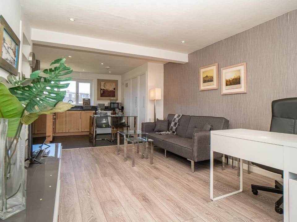 Communal lounge/ TV room, Living room