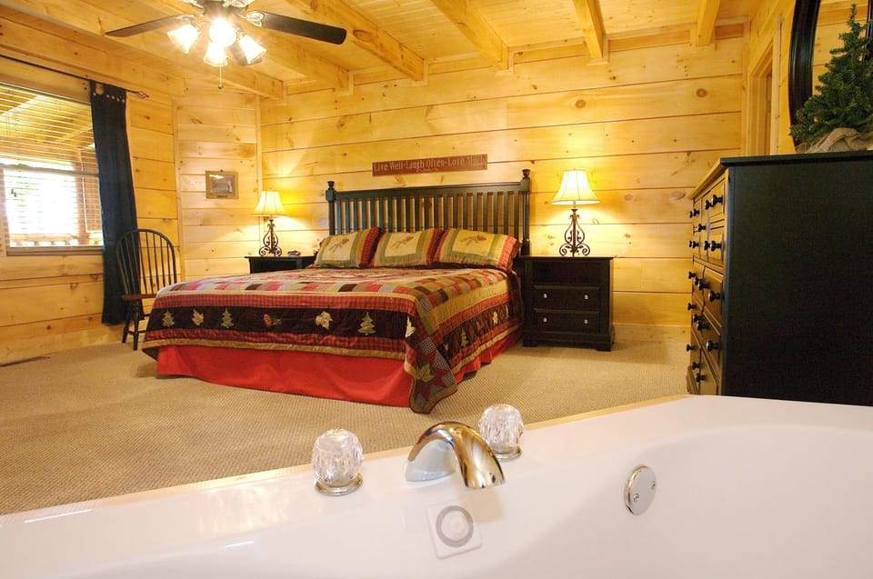 A Time to Remember House in Pigeon Forge