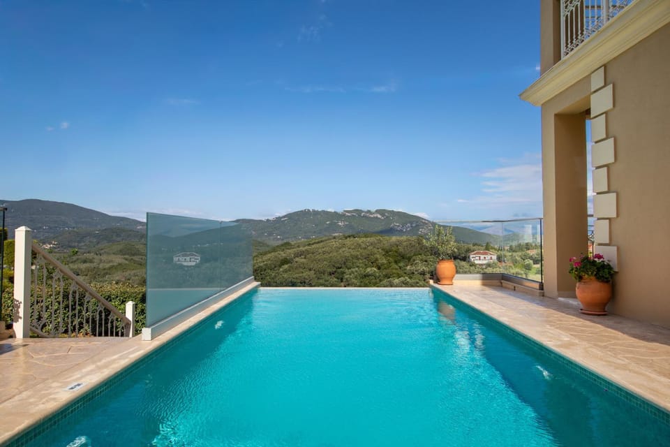 Day, View (from property/room), Balcony/Terrace, Swimming pool