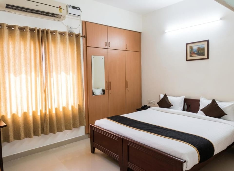 Starlight Hotels OMR Thoraipakkam Bed and Breakfast in Chennai