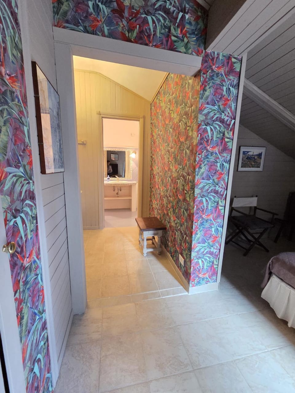 Photo of the whole room
