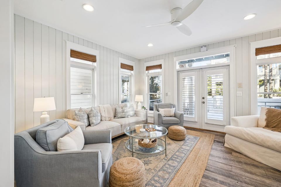 Patio, TV and multimedia, Living room